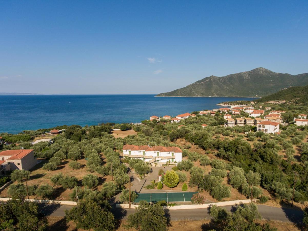 Elaionas Aparthotel Λεωνίδιο Εξωτερικό φωτογραφία