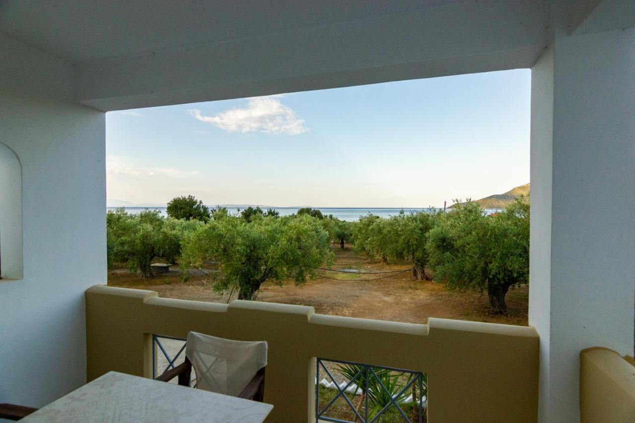 Elaionas Aparthotel Λεωνίδιο Εξωτερικό φωτογραφία