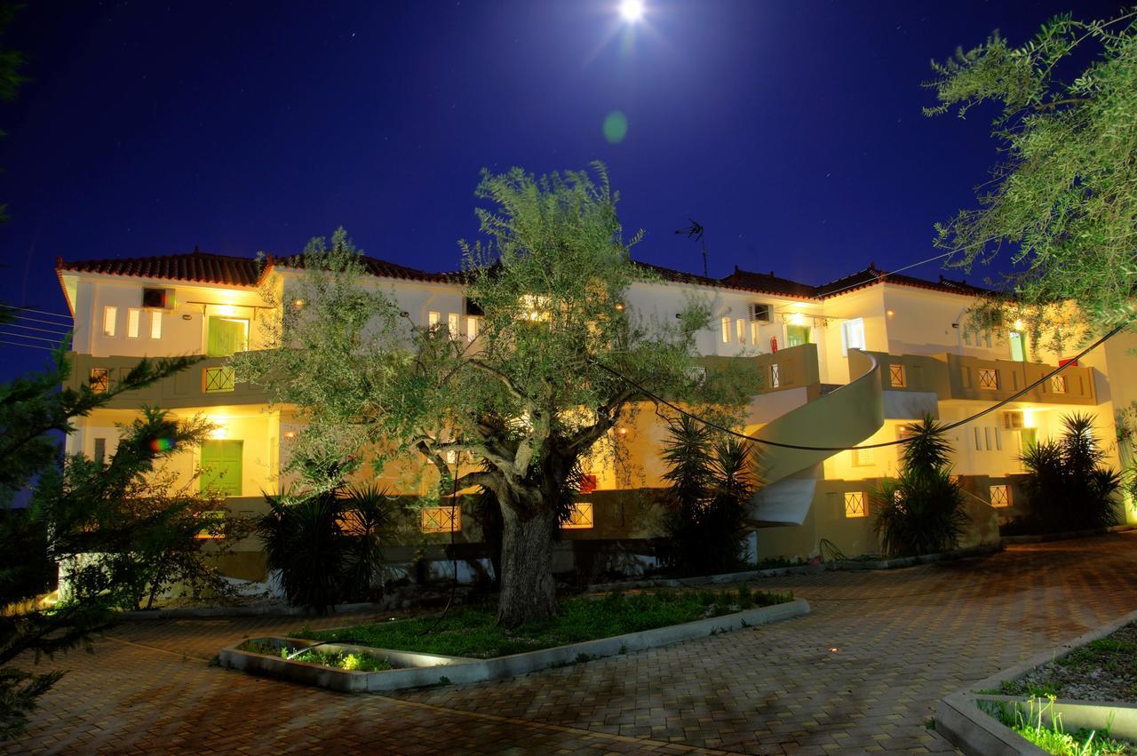Elaionas Aparthotel Λεωνίδιο Εξωτερικό φωτογραφία